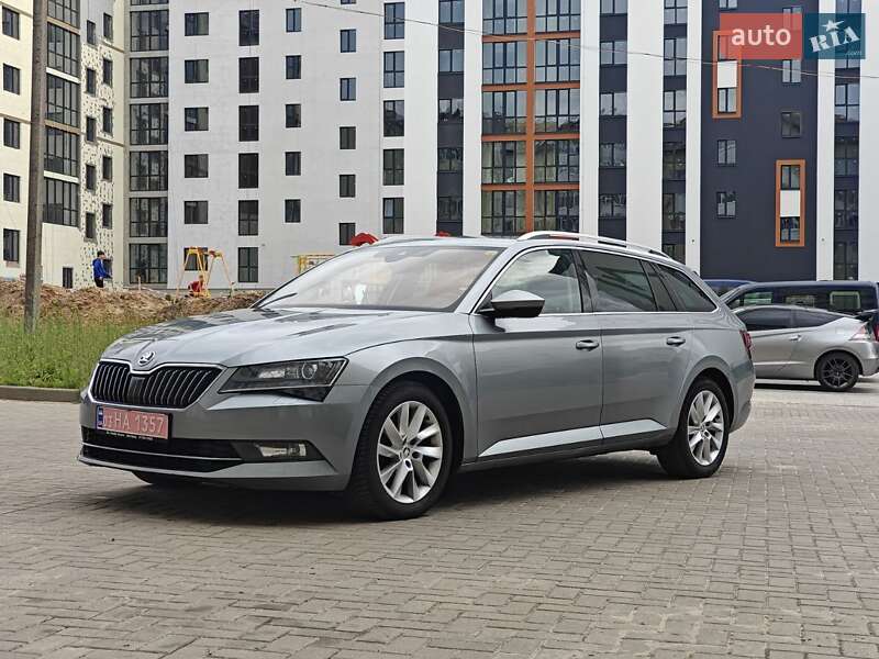 Універсал Skoda Superb 2018 в Луцьку
