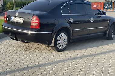 Ліфтбек Skoda Superb 2002 в 