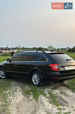 Универсал Skoda Superb 2013 в 