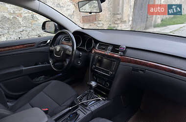 Лифтбек Skoda Superb 2012 в 