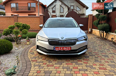 Универсал Skoda Superb 2020 в 