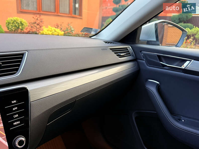Універсал Skoda Superb 2020 в Мукачевому