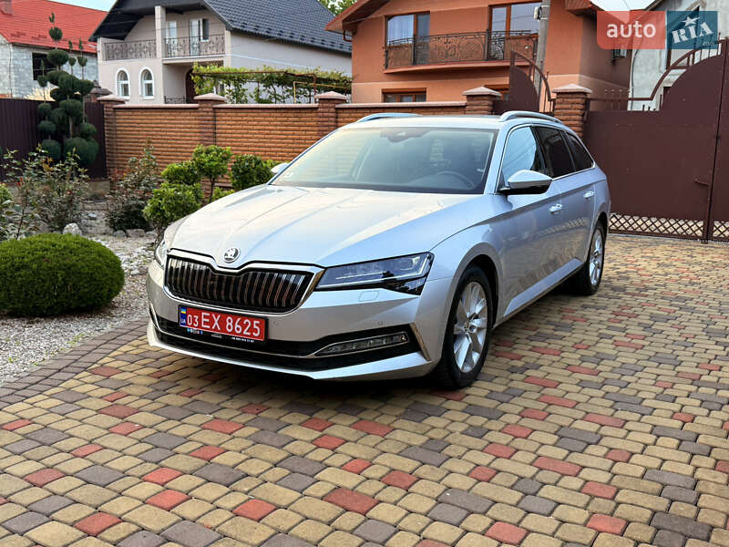 Універсал Skoda Superb 2020 в Мукачевому