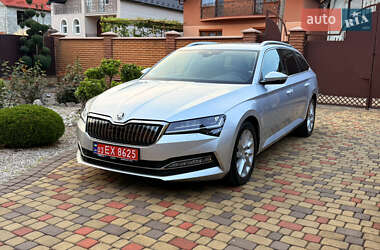 Универсал Skoda Superb 2020 в 