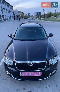 Универсал Skoda Superb 2012 в 
