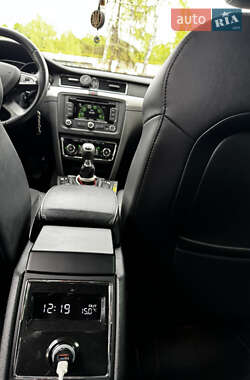 Универсал Skoda Superb 2013 в 
