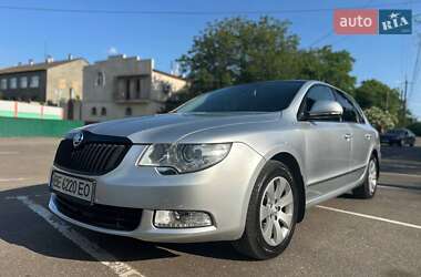 Лифтбек Skoda Superb 2013 в Доброславе