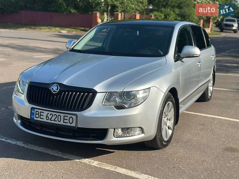 Лифтбек Skoda Superb 2013 в Доброславе