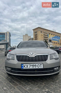 Лифтбек Skoda Superb 2013 в Харькове