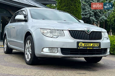 Skoda Superb 2012