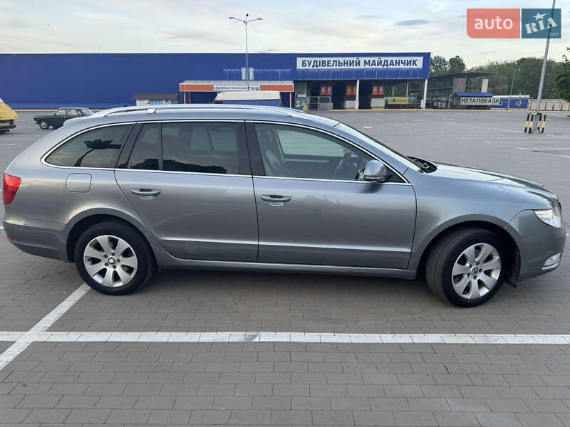 Универсал Skoda Superb 2010 в Сумах