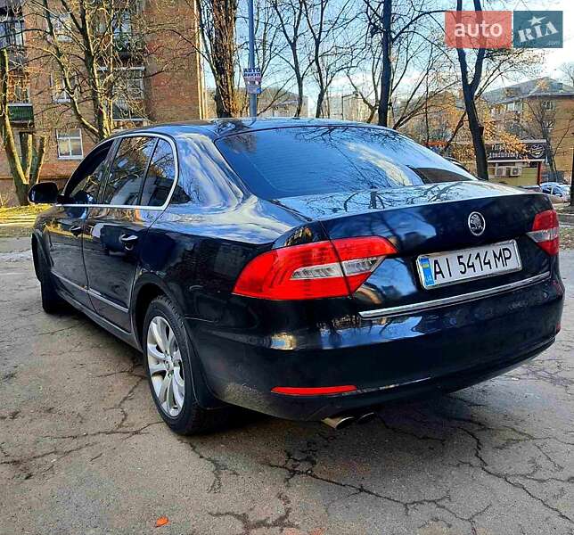 Универсал Skoda Superb 2013 в Киеве