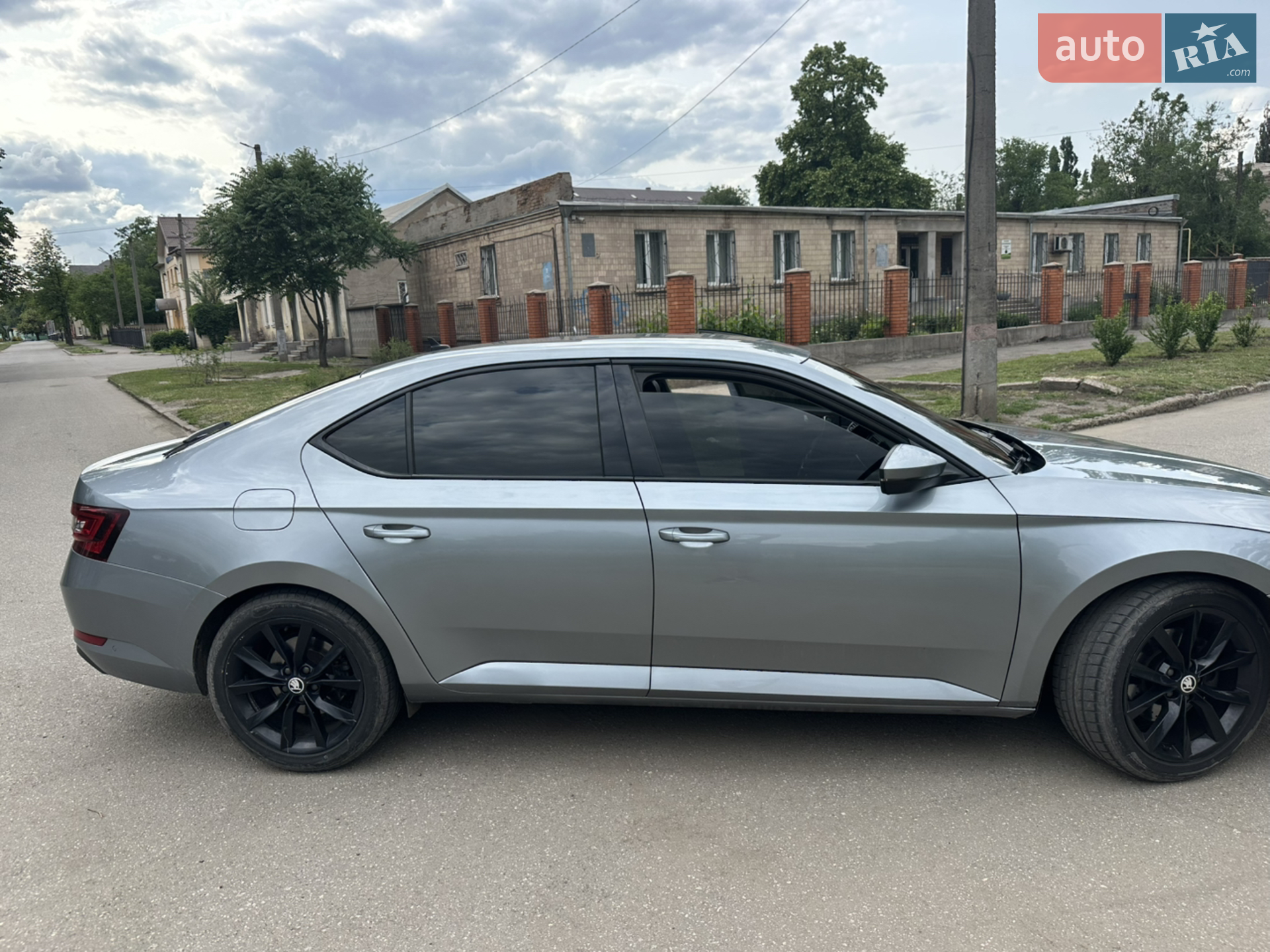 2016 Skoda Superb - мініатюра 12
