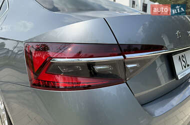 Ліфтбек Skoda Superb 2020 в 