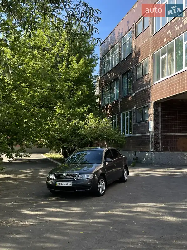 Skoda Superb 2006