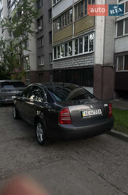 Ліфтбек Skoda Superb 2006 в 