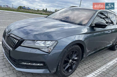 Універсал Skoda Superb 2020 в 