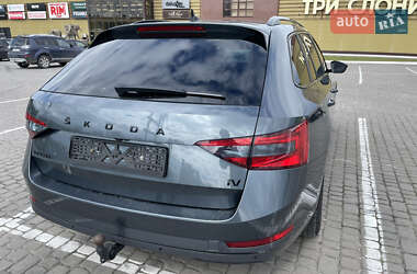 Універсал Skoda Superb 2020 в 