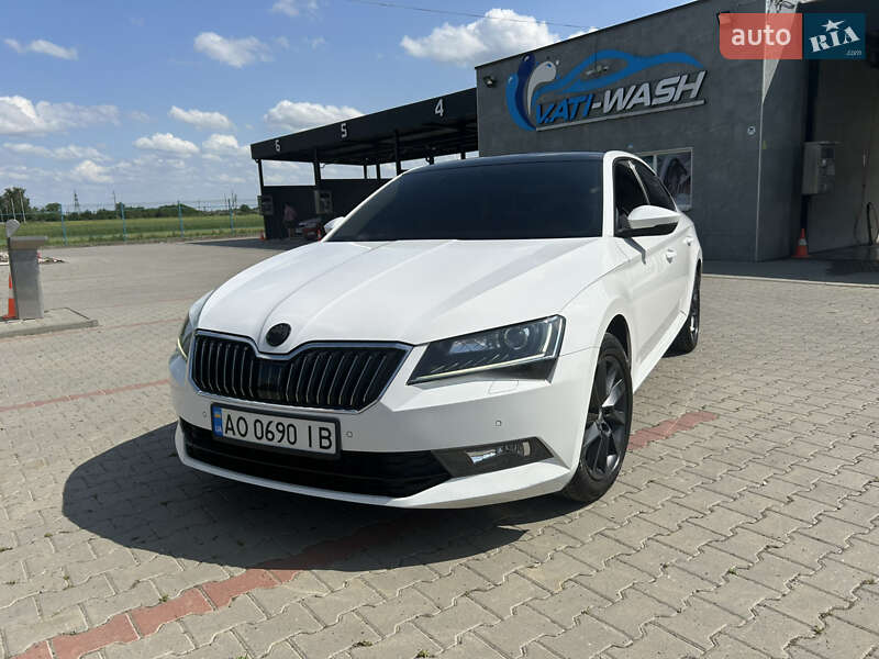 Ліфтбек Skoda Superb 2018 в Ужгороді