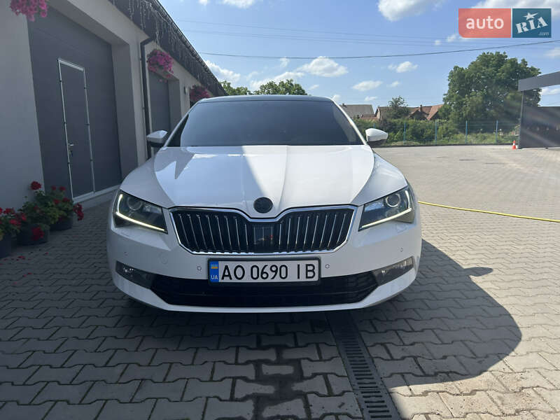 Ліфтбек Skoda Superb 2018 в Ужгороді