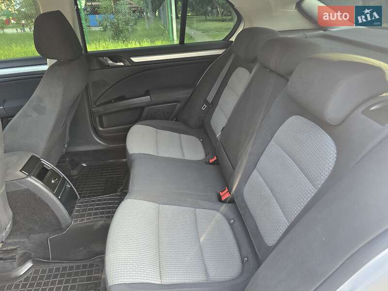 Ліфтбек Skoda Superb 2010 в Києві