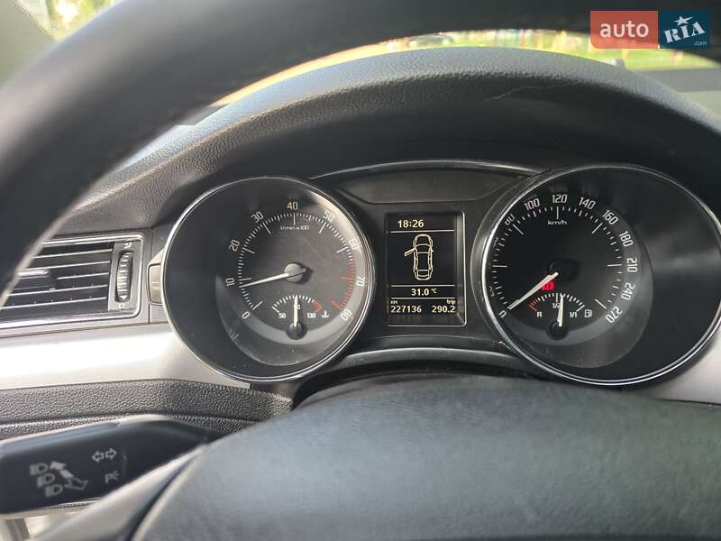 Ліфтбек Skoda Superb 2010 в Києві