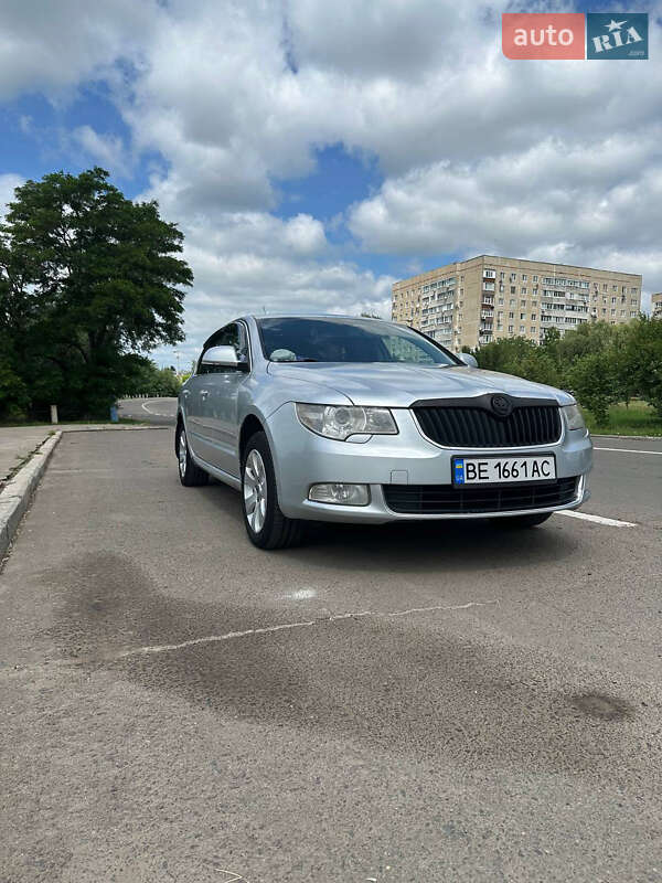 Лифтбек Skoda Superb 2008 в Южноукраинске