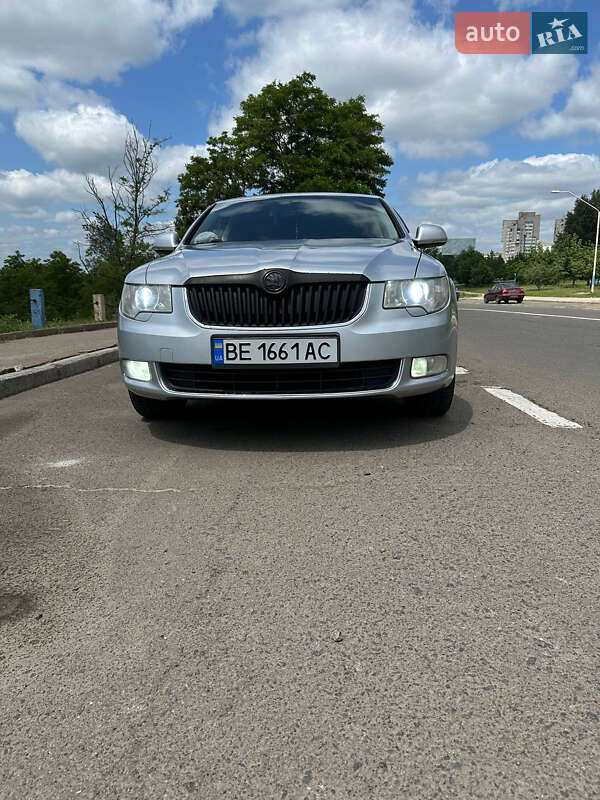 Лифтбек Skoda Superb 2008 в Южноукраинске