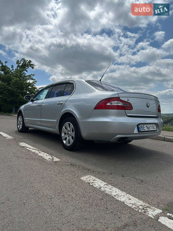 Лифтбек Skoda Superb 2008 в Южноукраинске