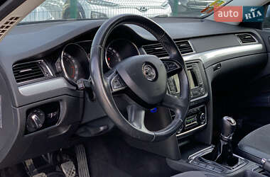 Универсал Skoda Superb 2013 в 