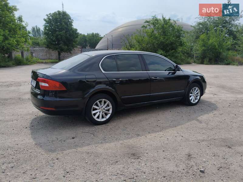 Лифтбек Skoda Superb 2013 в Запорожье фото 5 Лифтбек Skoda Superb 2013 в Запорожье