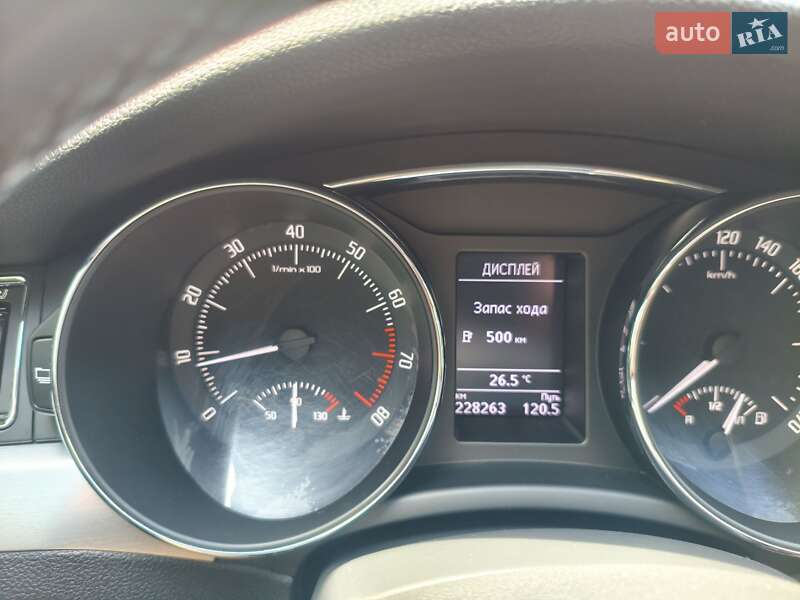 Лифтбек Skoda Superb 2013 в Запорожье фото 28 Лифтбек Skoda Superb 2013 в Запорожье