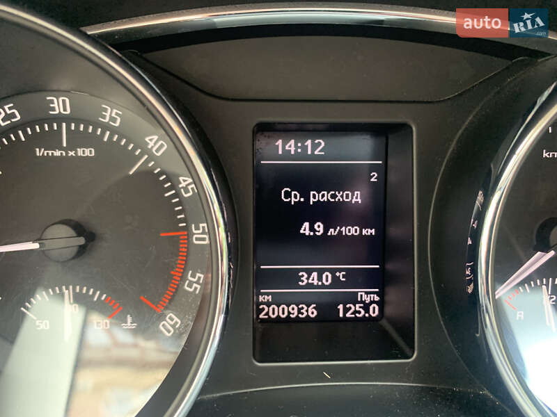 Универсал Skoda Superb 2011 в Чернигове