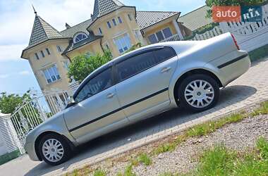 Ліфтбек Skoda Superb 2006 в Чернівцях