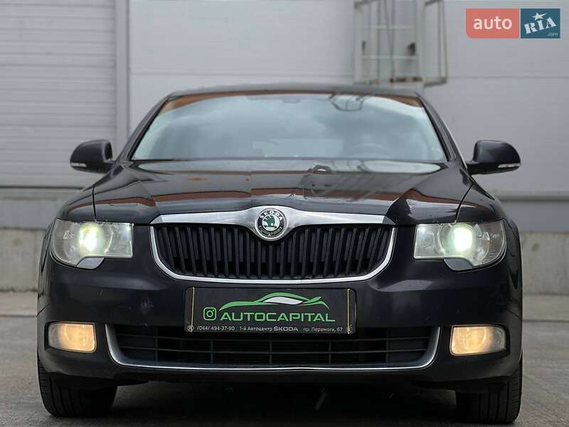 Лифтбек Skoda Superb 2012 в Киеве