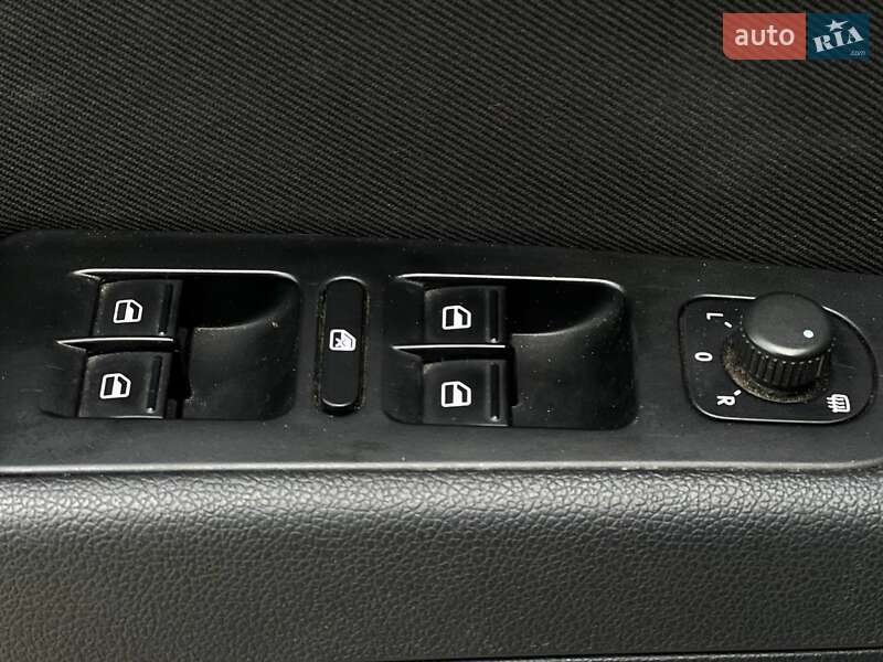 Лифтбек Skoda Superb 2012 в Киеве