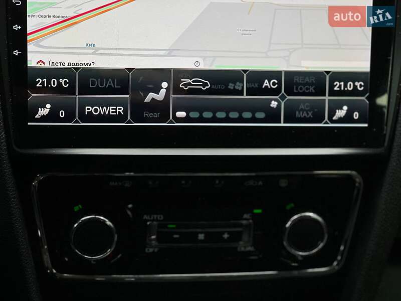 Лифтбек Skoda Superb 2012 в Киеве