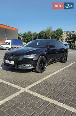 Ліфтбек Skoda Superb 2018 в 
