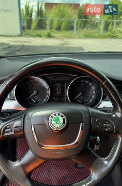 Универсал Skoda Superb 2013 в 