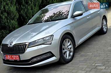 Універсал Skoda Superb 2021 в Самборі