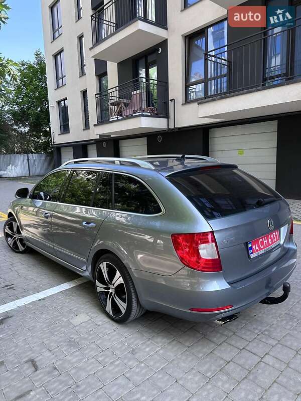 Универсал Skoda Superb 2010 в Ивано-Франковске