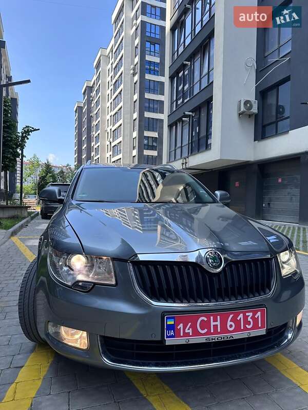 Универсал Skoda Superb 2010 в Ивано-Франковске