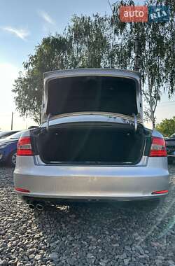 Лифтбек Skoda Superb 2013 в 