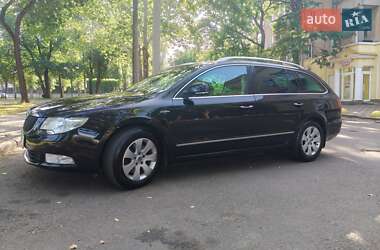 Универсал Skoda Superb 2012 в 