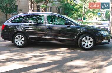 Универсал Skoda Superb 2012 в 