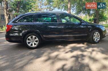 Skoda Superb 2012