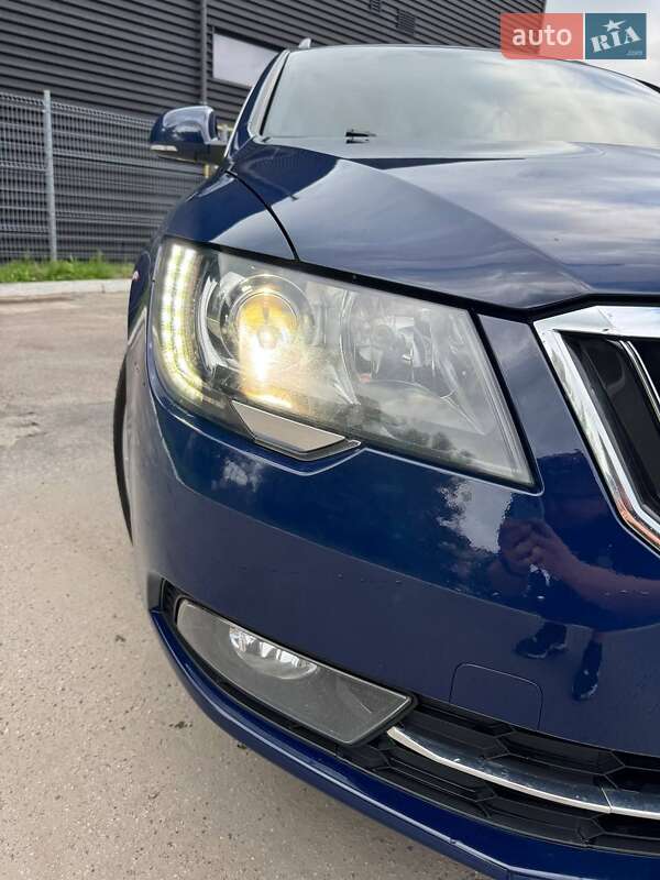 Универсал Skoda Superb 2014 в Львове