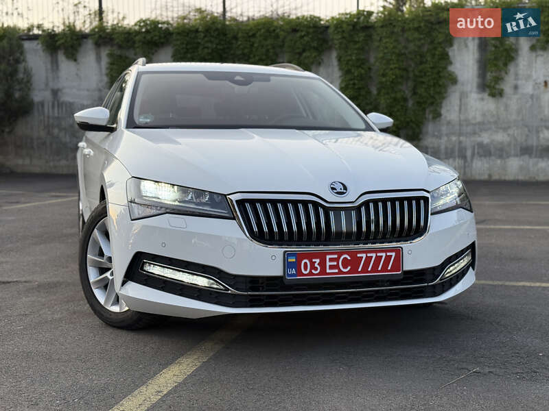 Универсал Skoda Superb 2021 в Ровно