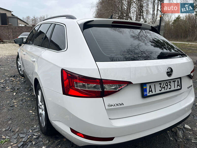 Универсал Skoda Superb 2016 в Киеве