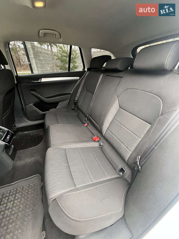 Универсал Skoda Superb 2016 в Киеве